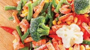 فواكه وخضراوات مجمدة